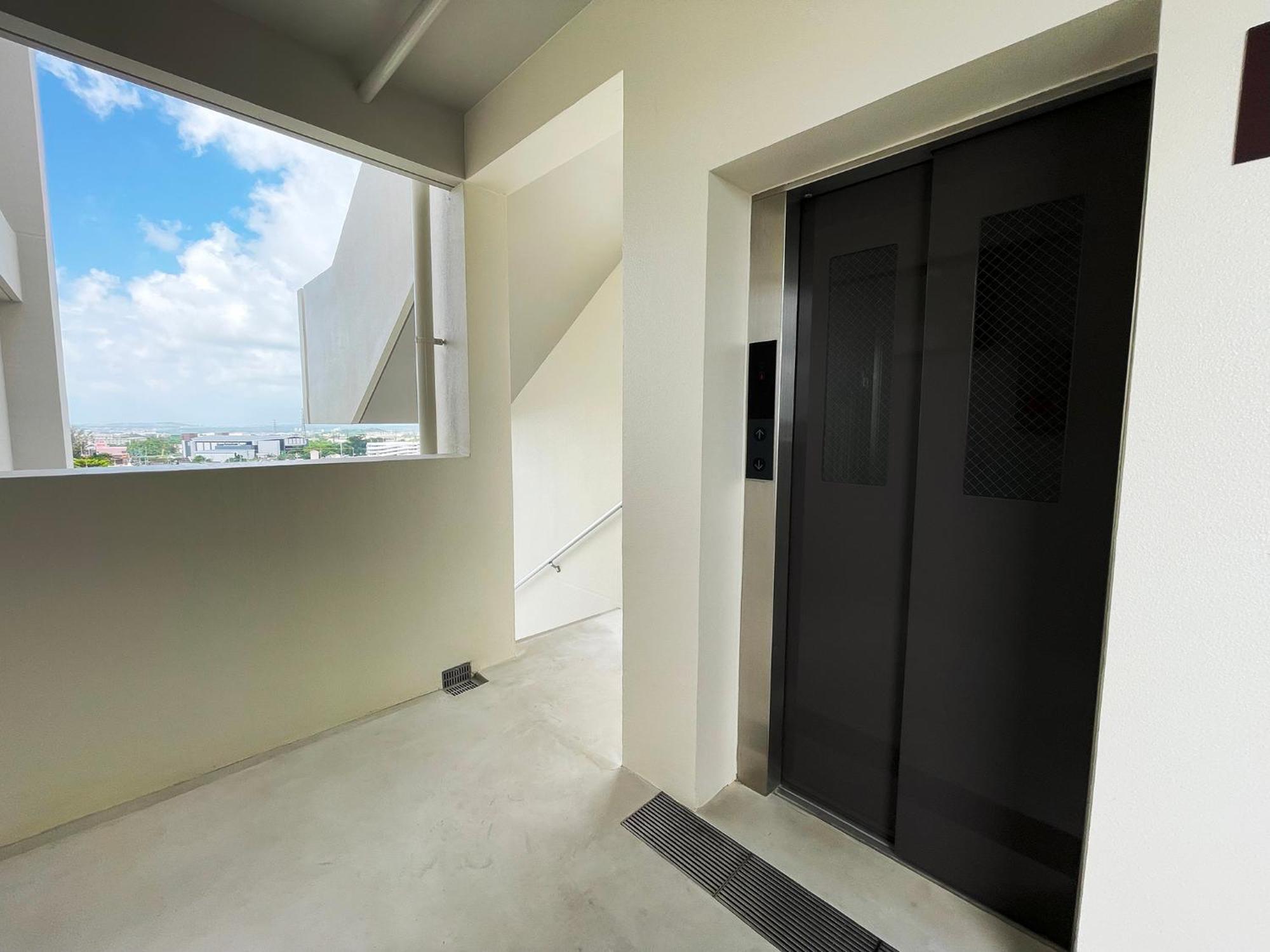 ＆Monde. Okinawa Arena Condominium Exterior photo