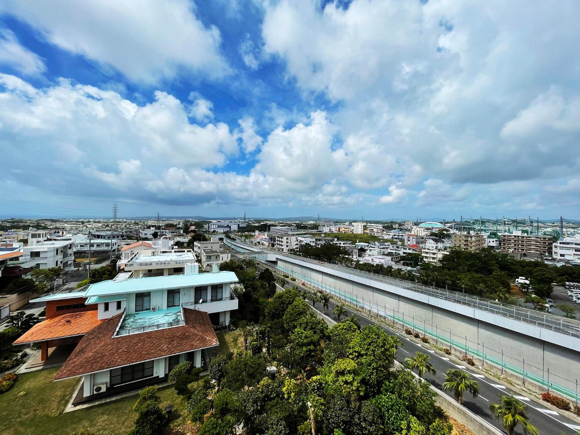 ＆Monde. Okinawa Arena Condominium Exterior photo